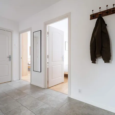 Spacious With Garden In The Tri-city By Renters * Zoppot